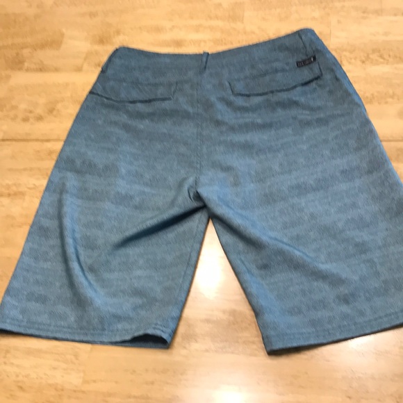 2 pair Ocean Current shorts - Picture 13 of 14